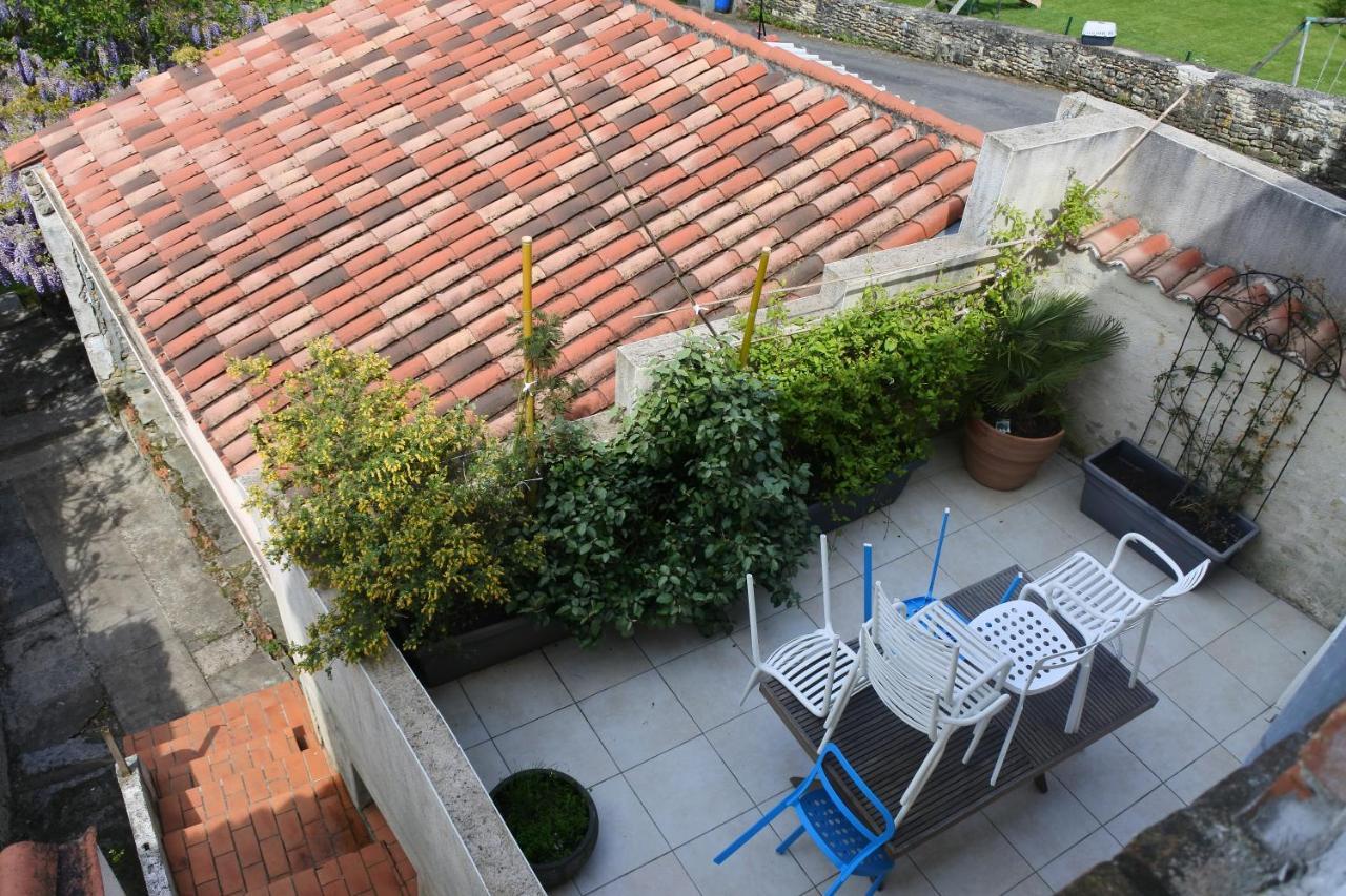 Maison De Village Spacieuse Et Confortable Le Gue-de-Velluire Luaran gambar
