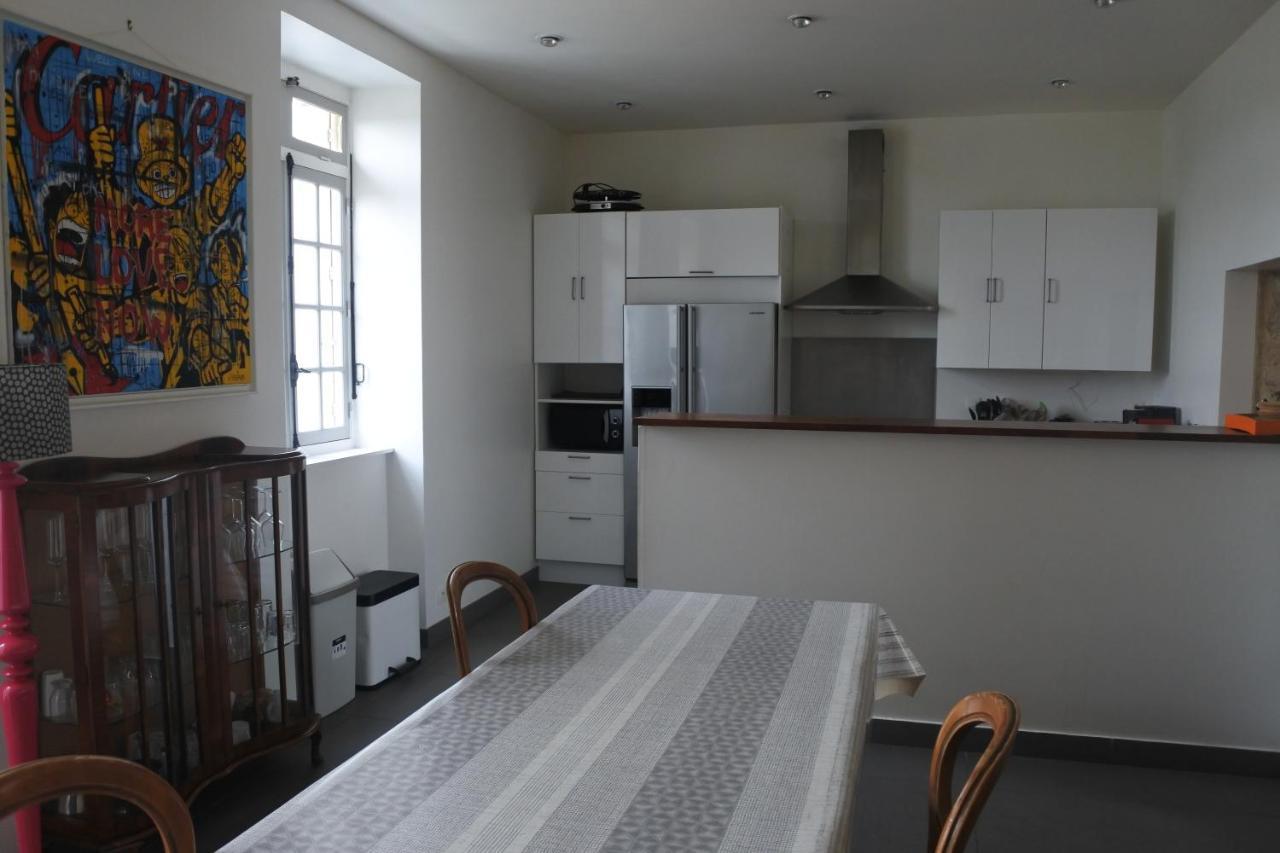 Maison De Village Spacieuse Et Confortable Le Gue-de-Velluire Luaran gambar
